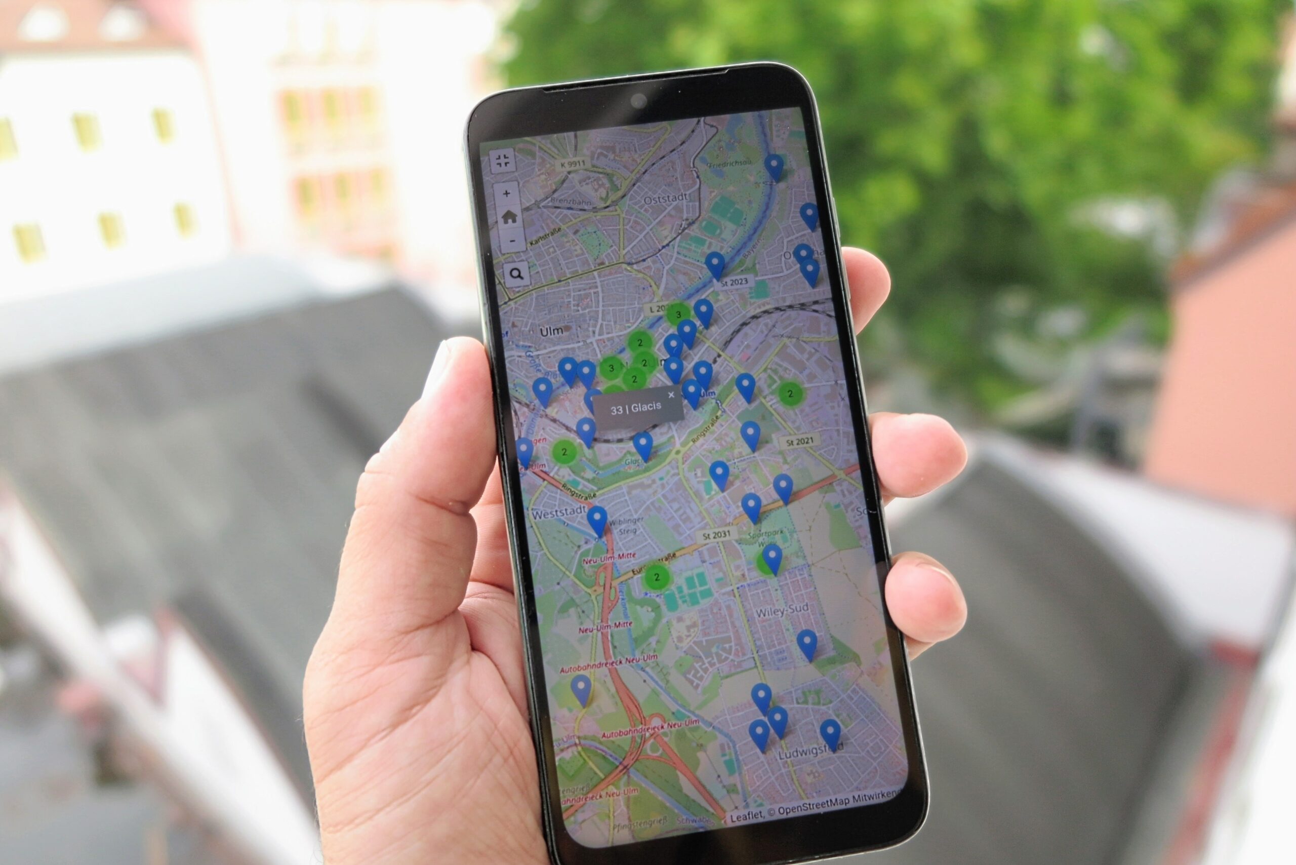 Online-Karte auf Mobiltelefon